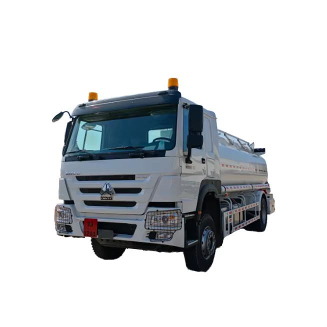 HOWO4&times;2 Caminh&atilde;o Tanque De Combust&iacute;vel 18000L