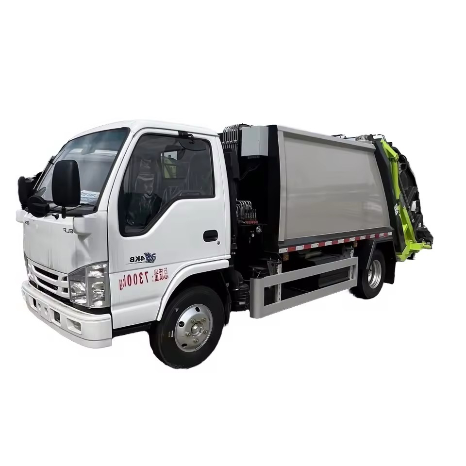 Caminh&atilde;o De Lixo ISUZU ELF 4X2 Marca Famosa Compacta&ccedil;&atilde;o Pequena Totalmente &agr