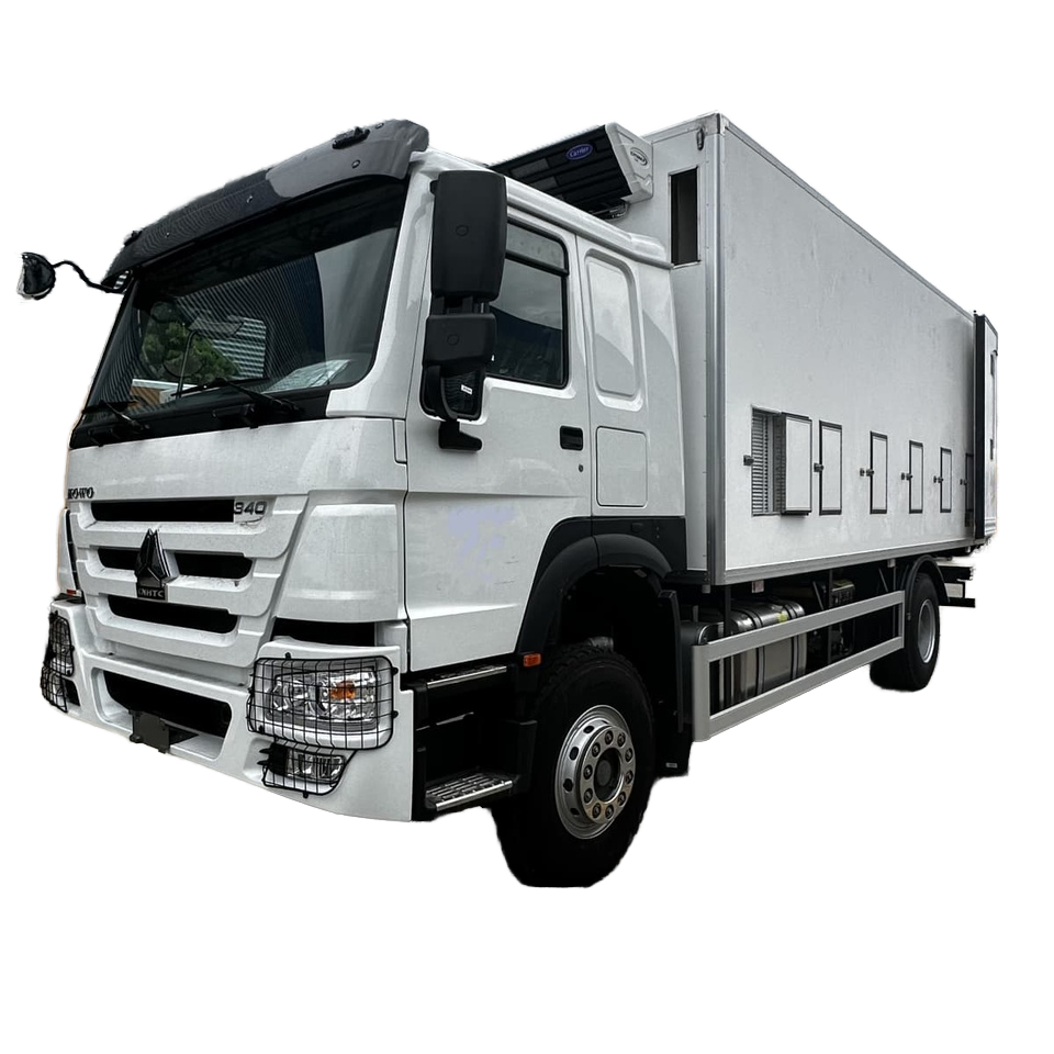 HOWO 6.8m Refrigerado Cami&atilde;o De Transporte De Galinhas De Aves De Capoeira, Temperatura-contr