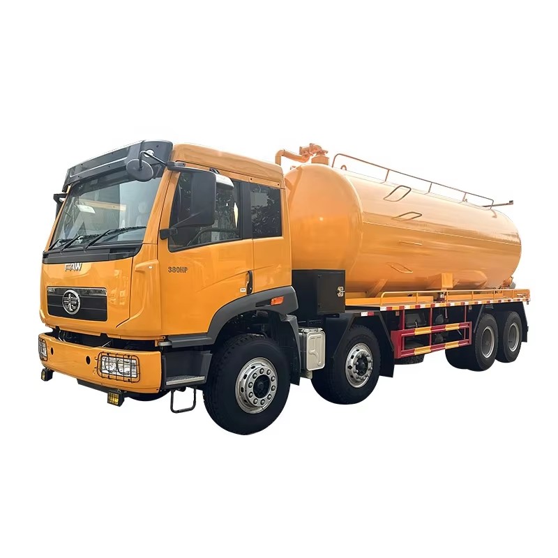 Caminh&atilde;o De Limpeza De Suc&ccedil;&atilde;o De Esgoto FAW 30000L 8x4 Heavy Duty S&eacute;ptic