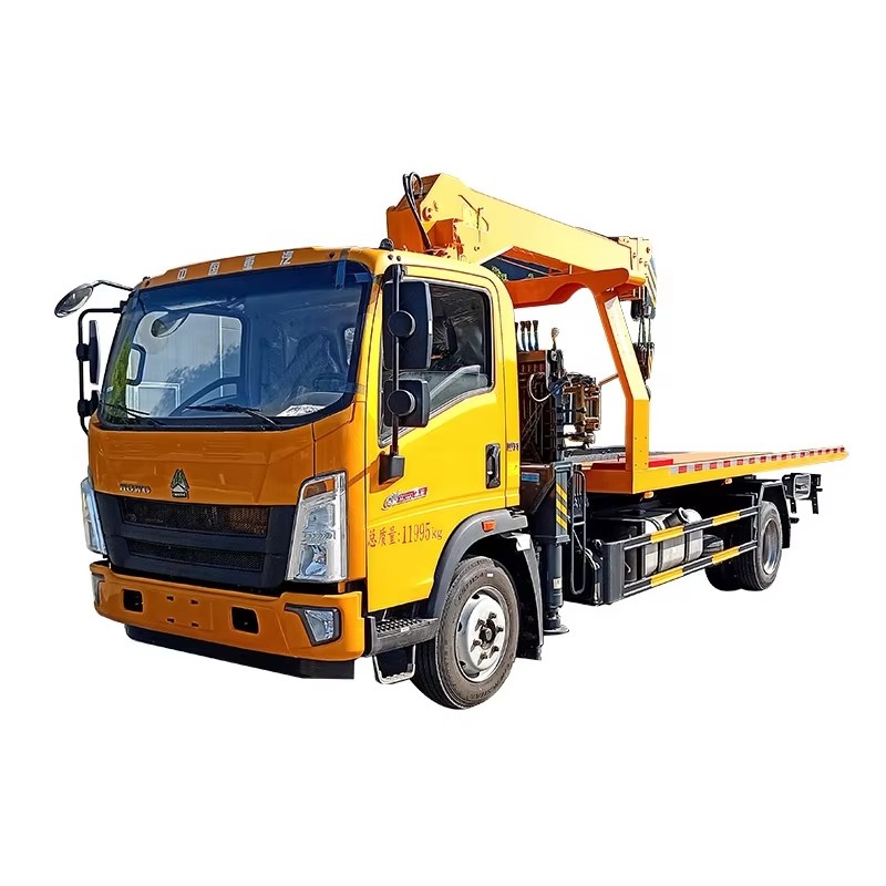 Howo 4x2 Flatbed Wrecker Rebocando Caminh&atilde;o Montado Com Guindaste De 8 Toneladas Para Resgate