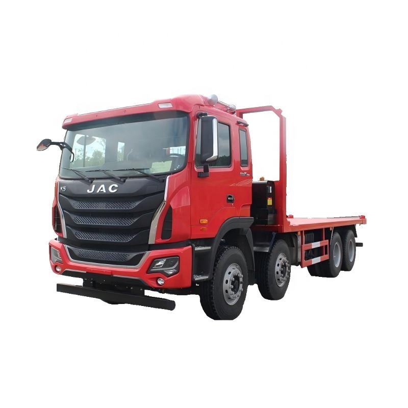 Um Caminh&atilde;o De Descarga Multifuncional 8x4 E Um Ve&iacute;culo De Transporte De Cont&ecirc;in