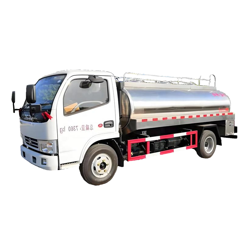 Brand New Dongfeng 4X2 Leite Caminh&atilde;o 5m&sup3; Leite Carregamento Caminh&atilde;o 5000L Leite
