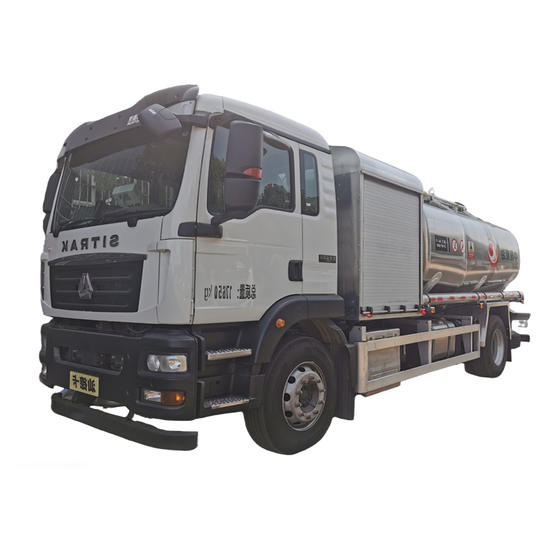 Caminh&atilde;o De Reabastecimento De Aeronaves SINOTRUK 4&times;4 13.6m3